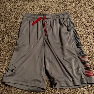 Youth Medium Under Armour USA Shorts
